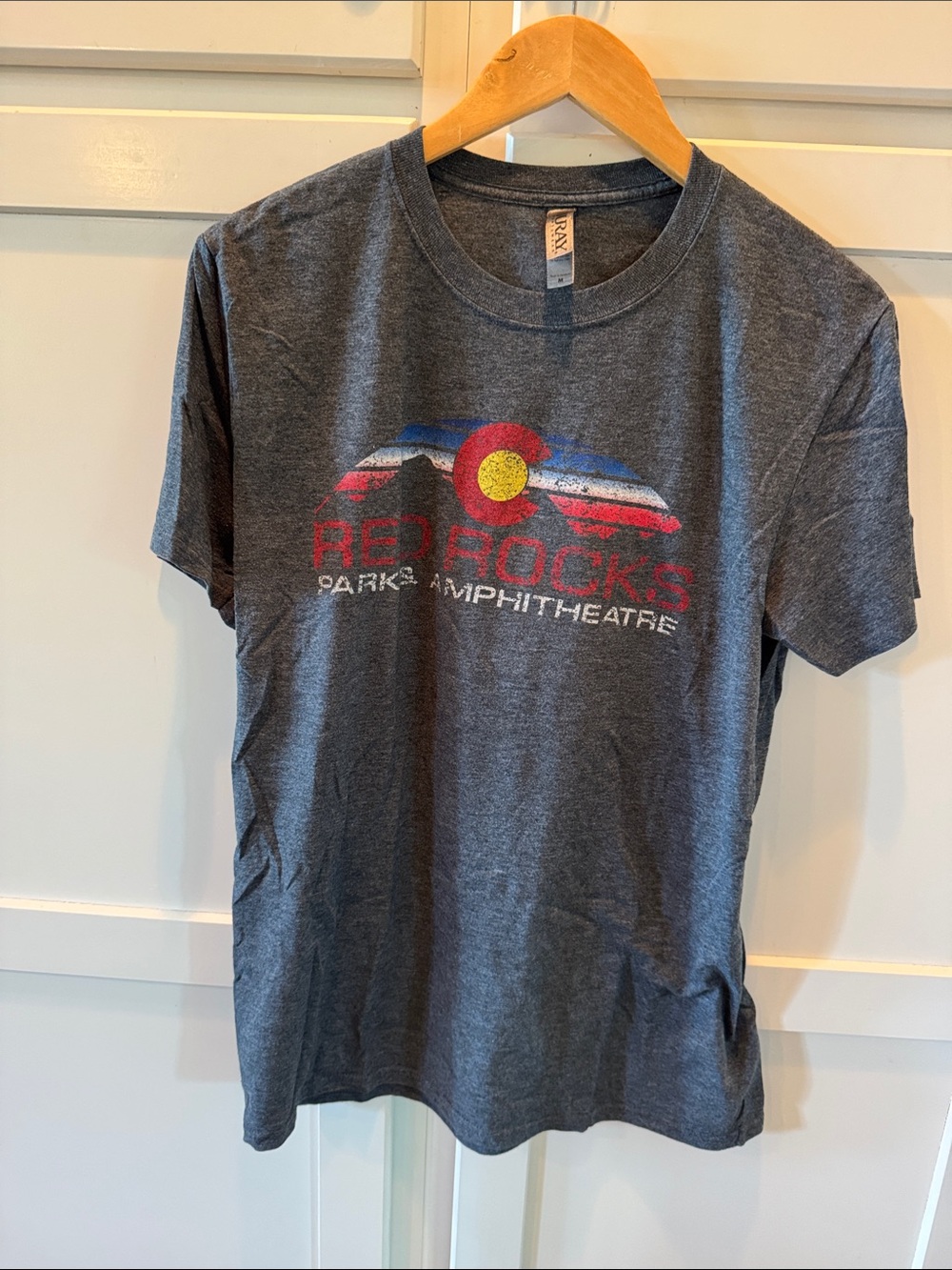Red Rocks Graphic Short Sleeve Tee - Gray